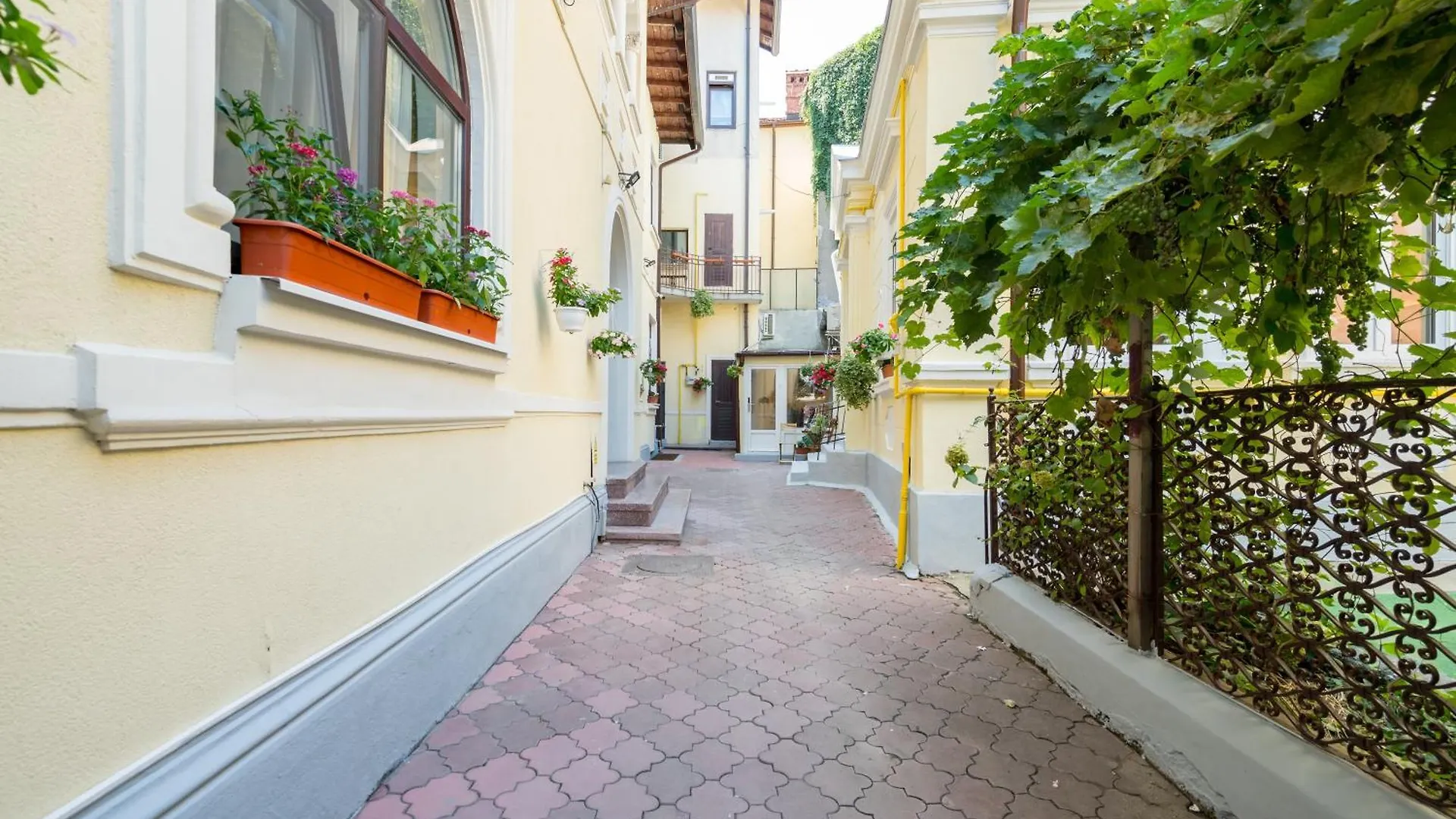 Luxury Apart-Hotel Bucharest