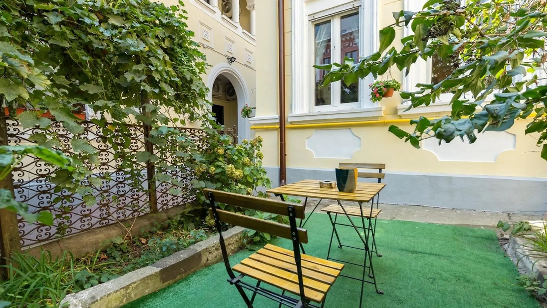 בוקרשט Luxury Apart-Hotel רומניה