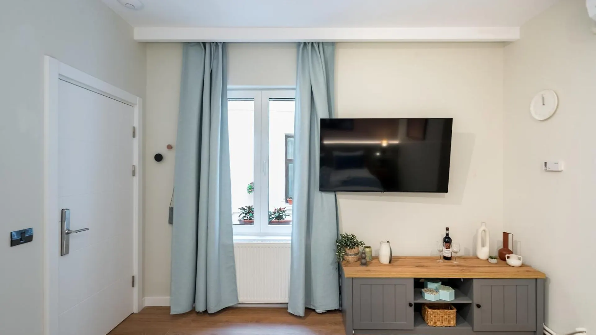 Luxury Apart-Hotel Bucharest Aparthotel